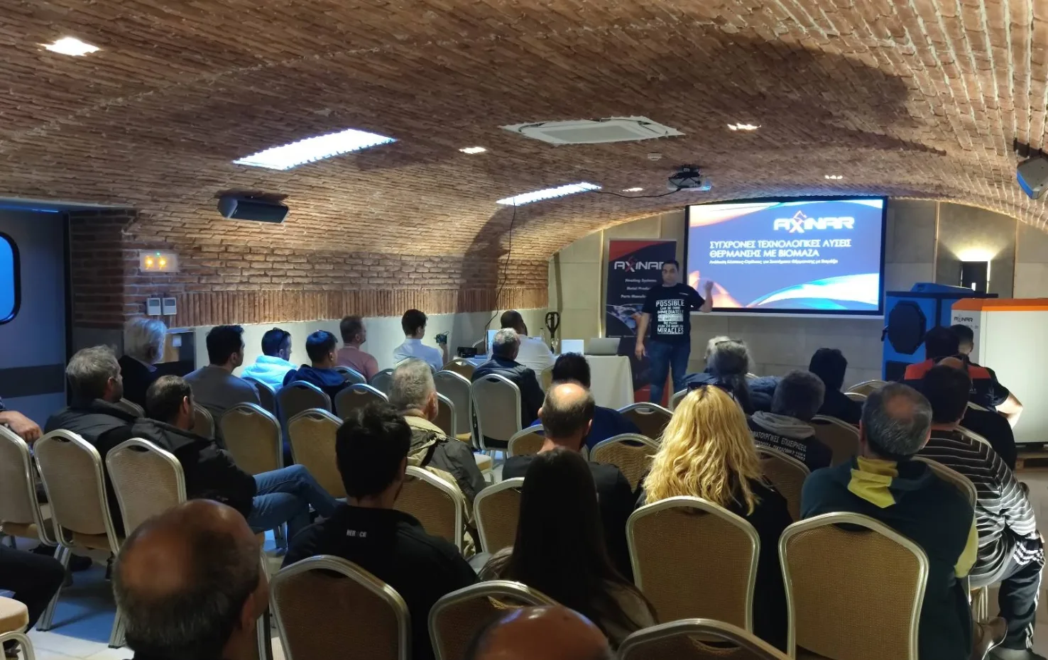 Seminar on biomass heating technologies during Axinar Academy technical training event