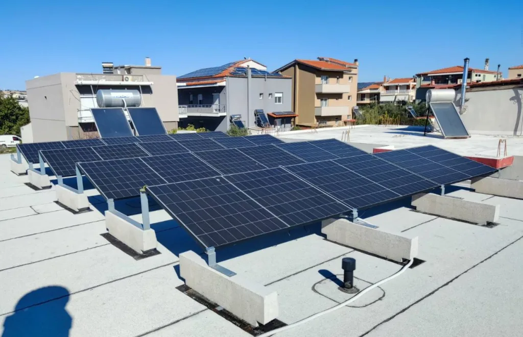 Βάση φωτοβολταϊκών Multi-Mount για τοίχο, κάγκελα και κεκλιμένες επιφάνειες